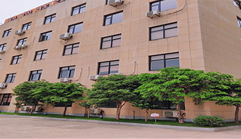 勞動(dòng)最光榮|科瑞特開展綠化環(huán)境整治活動(dòng)！